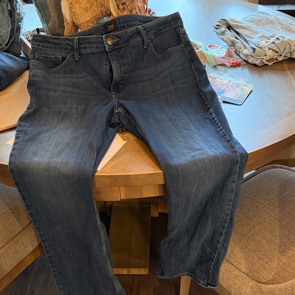 Maurices, American Eagle, Lee, Light Blue Distressed Skinny Jeans for Women - Picture 5 of 6